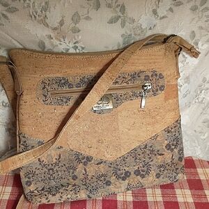 NWOT JA Natural Cork Portugal crossbody tan bag bottom green leaves design